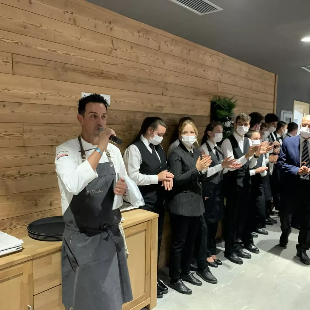 “Chef in quota” a Domobianca: la cucina stellata ha incontrato la beneficenza a 1200 metri di altitudine