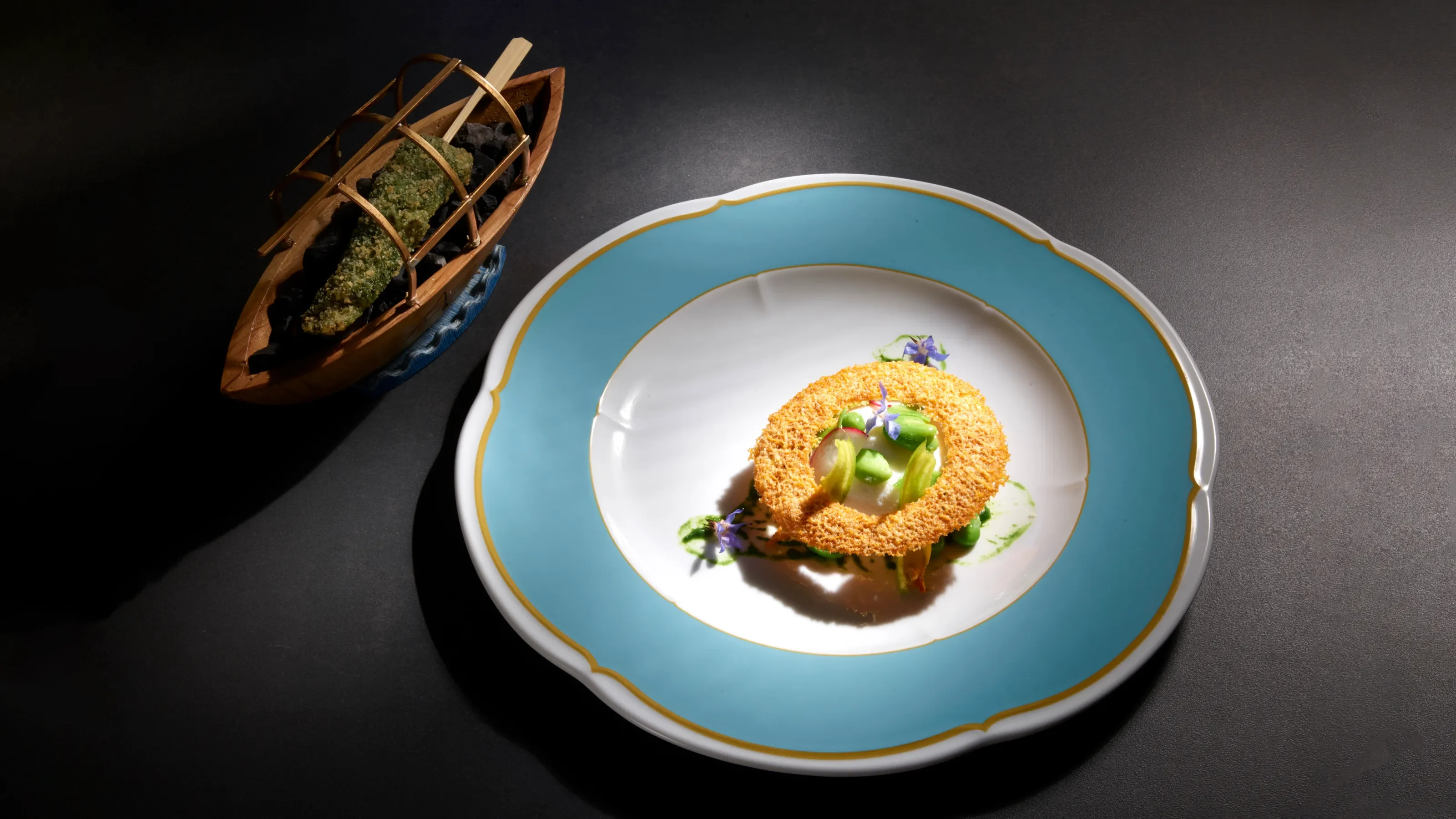 Piatto d'autore dell'Atelier Restaurant, presentazione raffinata